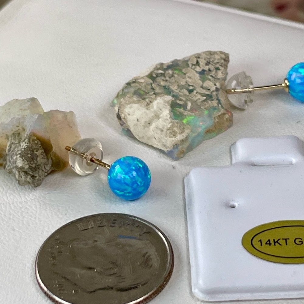 CLEARANCE‼️2.7ct 14KT Opal Earrings. 14k Solid Yellow Gold. Blue Opal - Picture 10 of 10